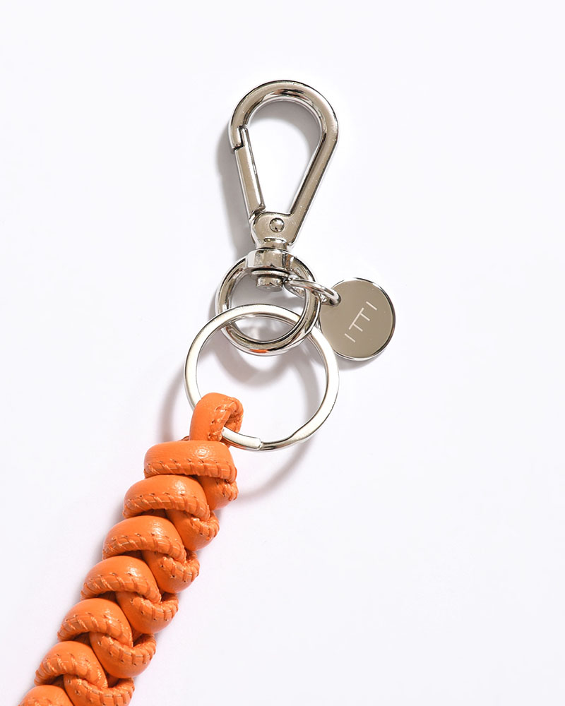 CRISTY SNAKEKNOT CHARM / STCOW - 26Q1 -ORANGE-