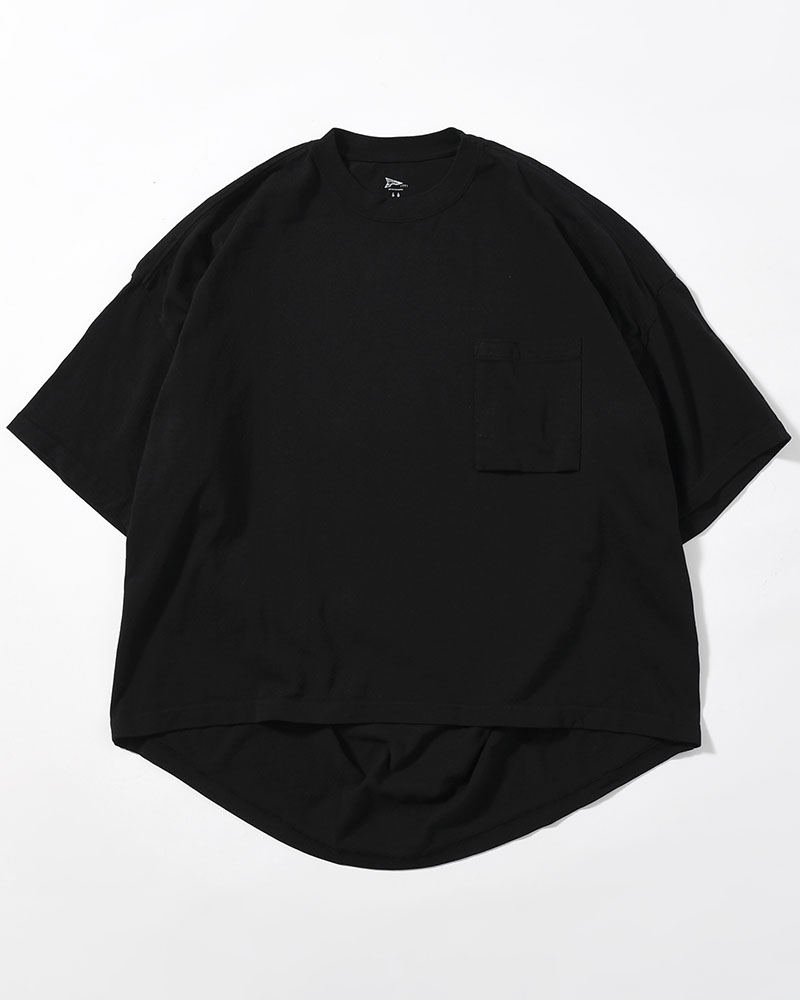 MARY COCOON POCKET SHORT-SLEEVE CUTSEW / HYOMA -BLACK-