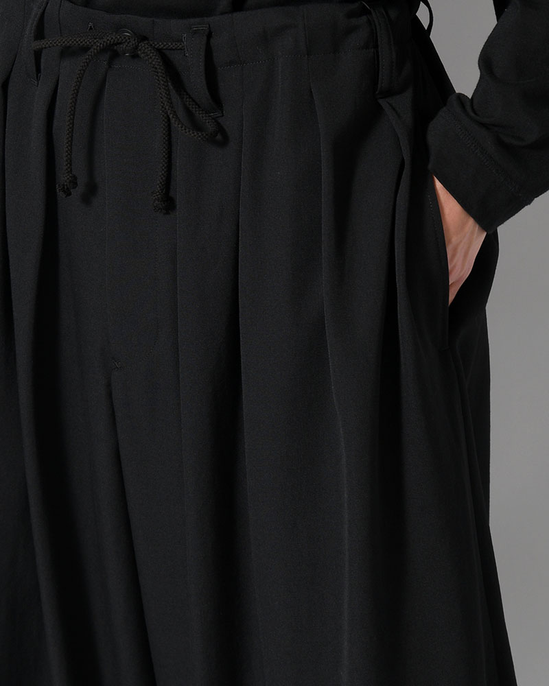 WOOL GABARDINE STANDAED BALLON PANTS -BLACK-