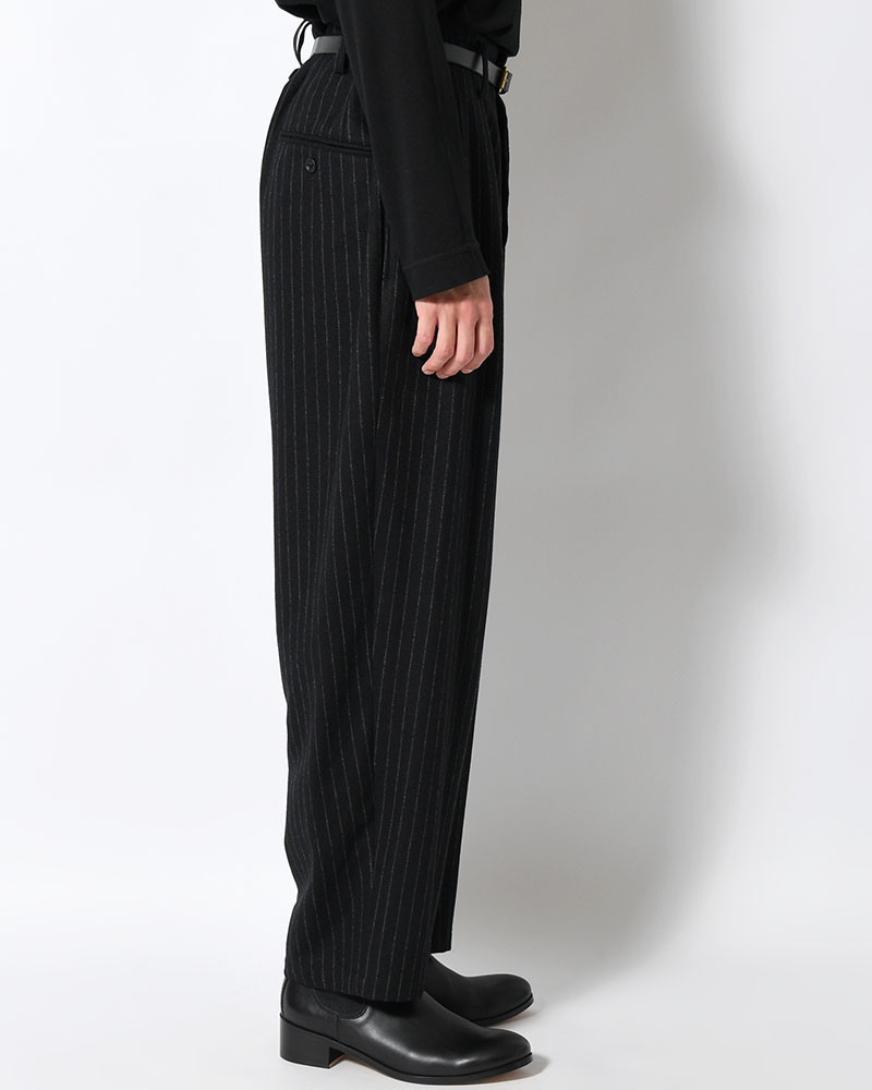 TOP STRIPE FLANNEL 2TUCKS SLIM PANTS -BLACK-