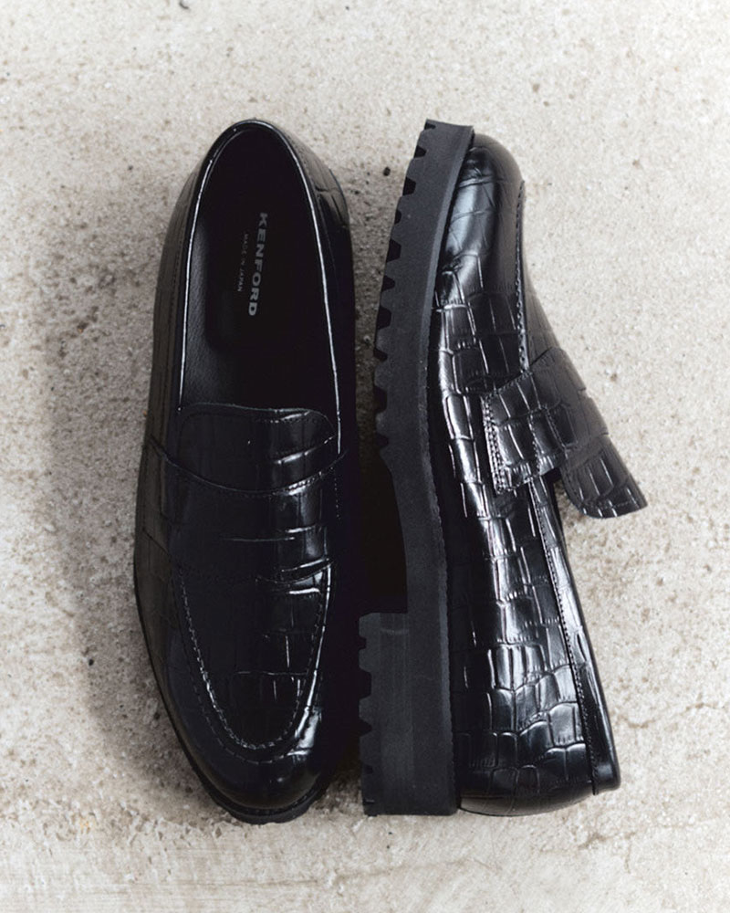 TANK SOLE CROCODILE LOAFERS -BLACK-