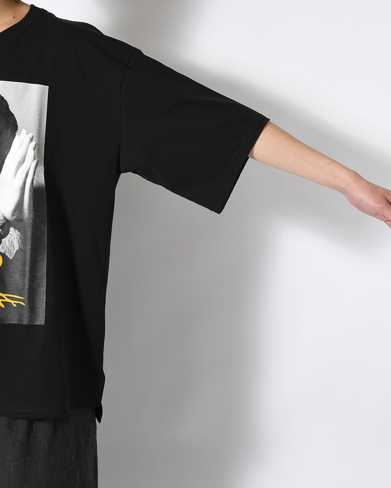 BIG SIZE SLIT T-SH (OSHO) -BLACK-