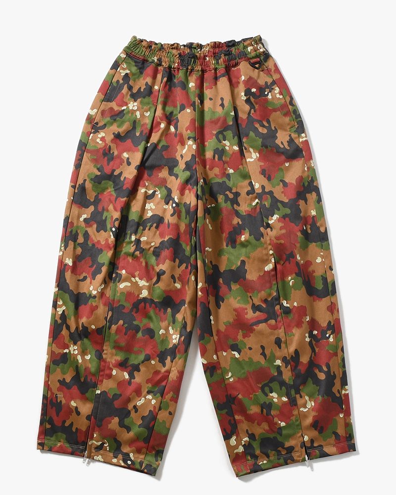 ZIP WIDE TRACK PANTS -CAMOUFLAGE-