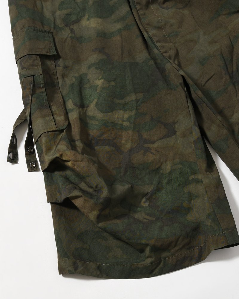 VILLAIN POLICEMAN SHORTS -WOODLAND CAMO-