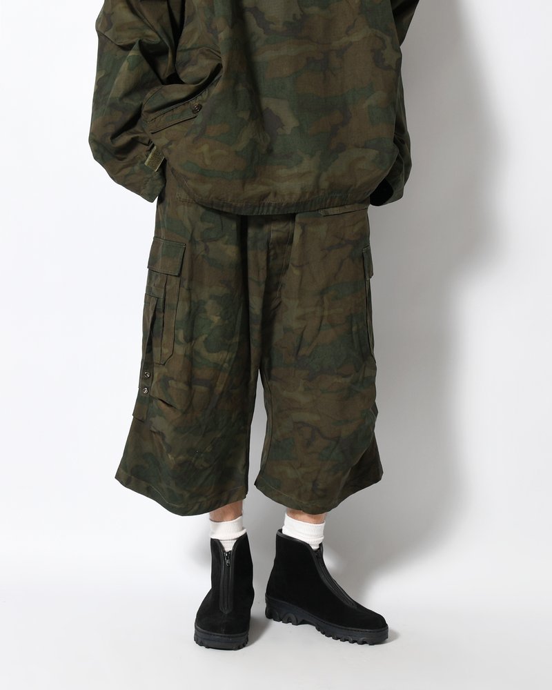 VILLAIN POLICEMAN SHORTS -WOODLAND CAMO-