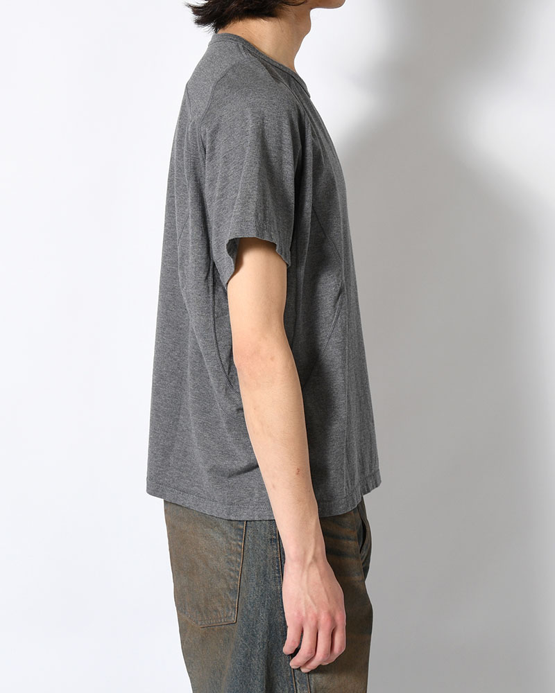 PANELLED HALF SLEEVE T-SHIRT -CHARCOAL-