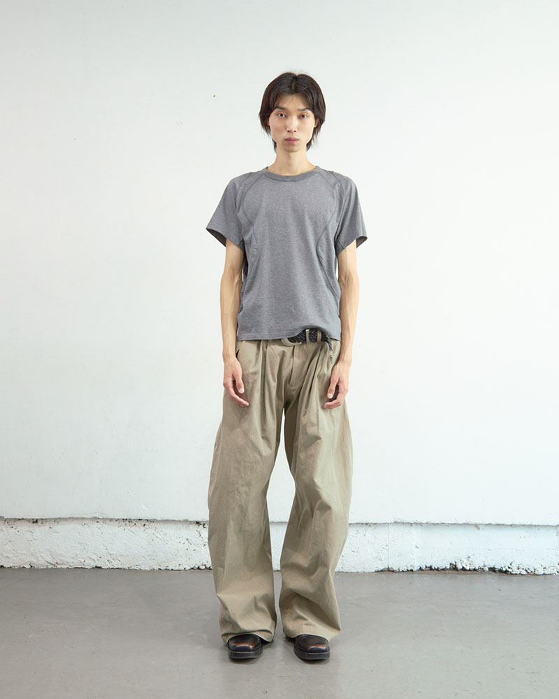 PANELLED HALF SLEEVE T-SHIRT -CHARCOAL-