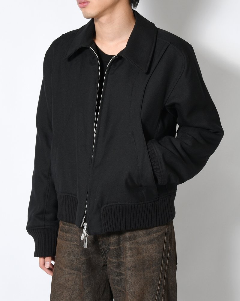 ZIP UP PADDED SHORT BOMBER -BLACK-