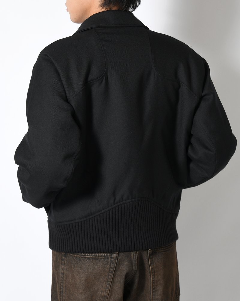 ZIP UP PADDED SHORT BOMBER -BLACK-
