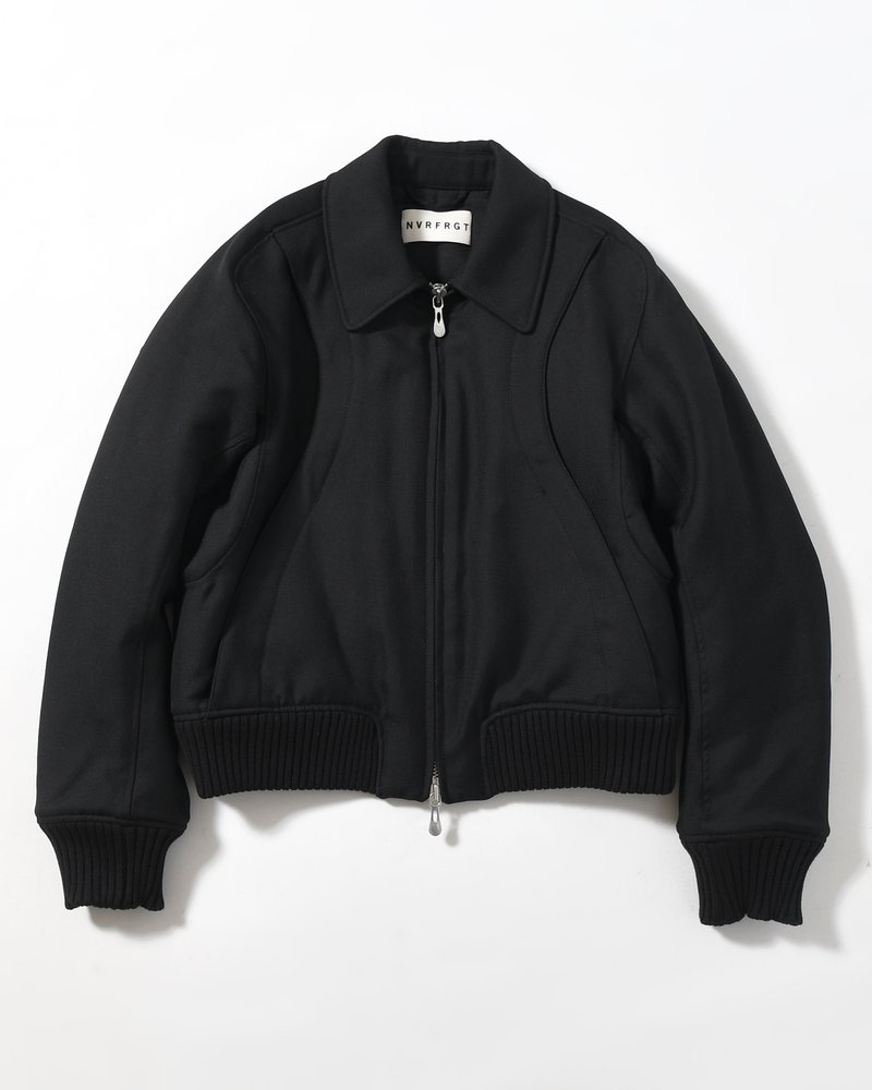ZIP UP PADDED SHORT BOMBER -BLACK-