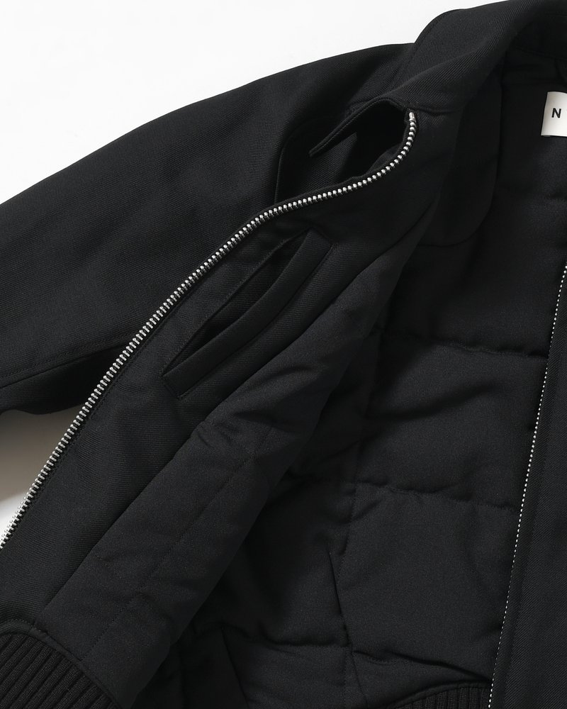 ZIP UP PADDED SHORT BOMBER -BLACK-