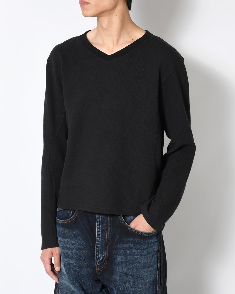 PANELLED LONG SLEEVE V-NECK T-SHIRT -BLACK-