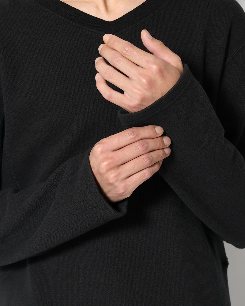 PANELLED LONG SLEEVE V-NECK T-SHIRT -BLACK-
