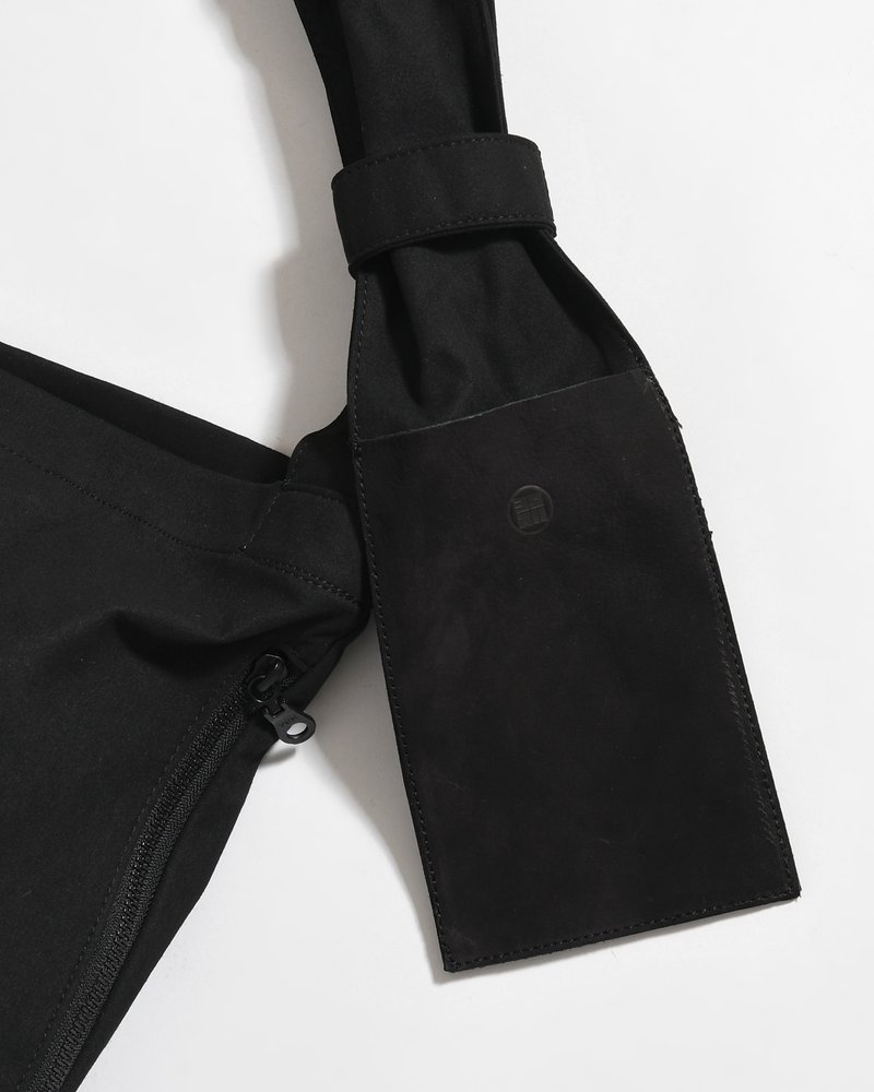 TASUKI SHOULDER "HIGH DENSITY MICROFIBER" (STANDARD SIZE) -BLACK-