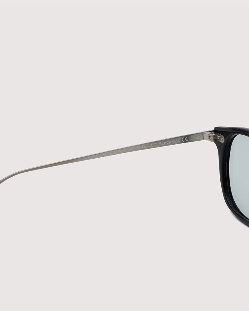 JIFUSAN #1 (調光モデル) -GLOSS BLACK × CLEAR to GREY-