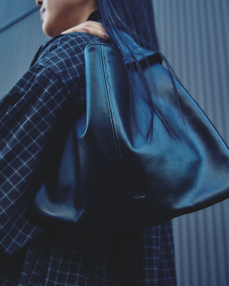 SHOPPING LEATHER HAND BAG -BLACK-