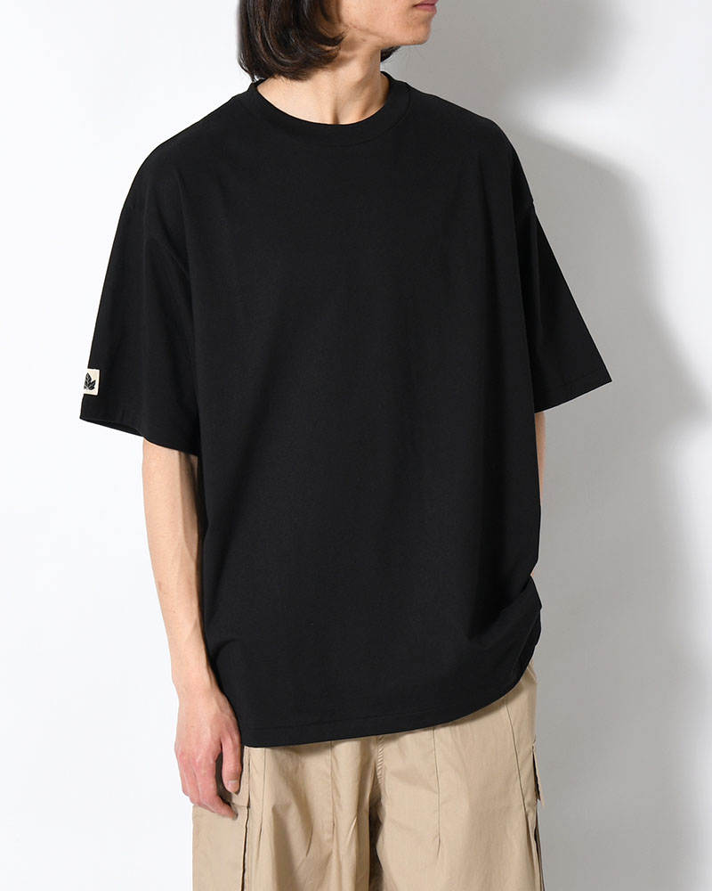 ORGANIC COTTON CHILL TEE × BAKIBAKI -BLACK-