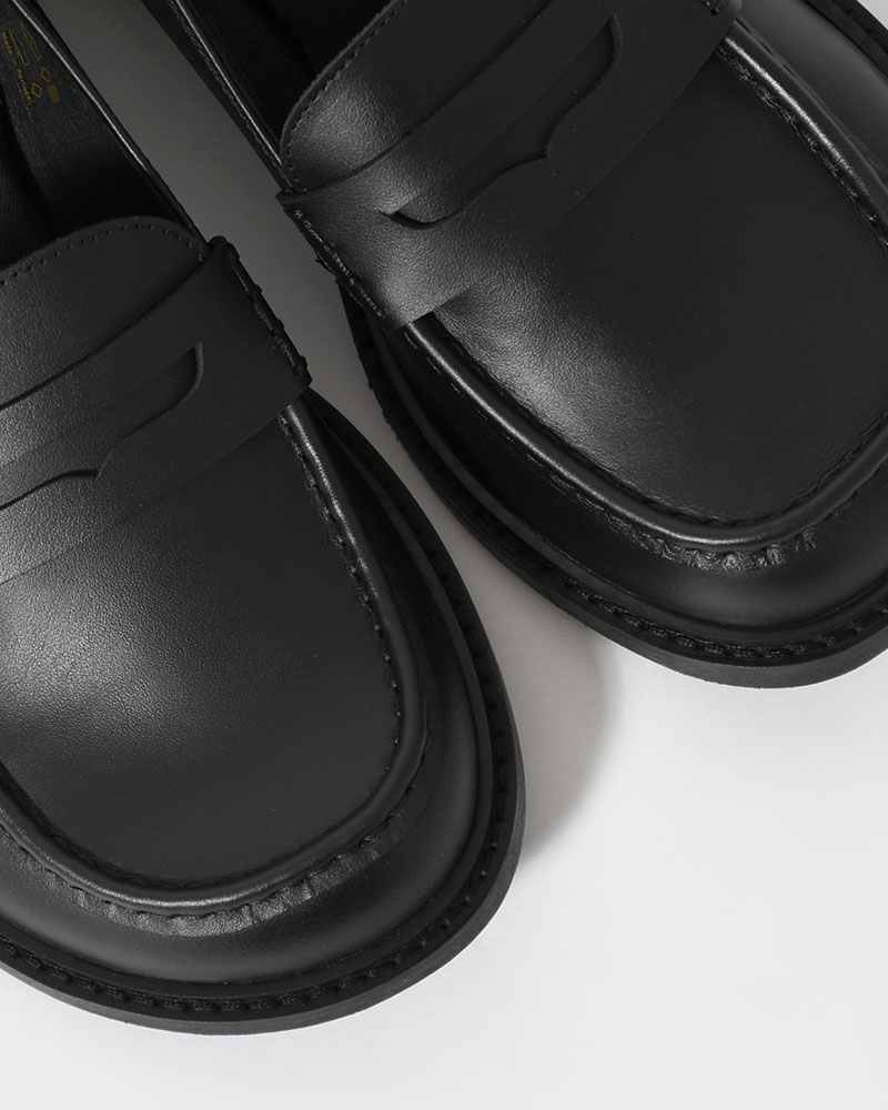 079 MOCASSIN -BLACK-