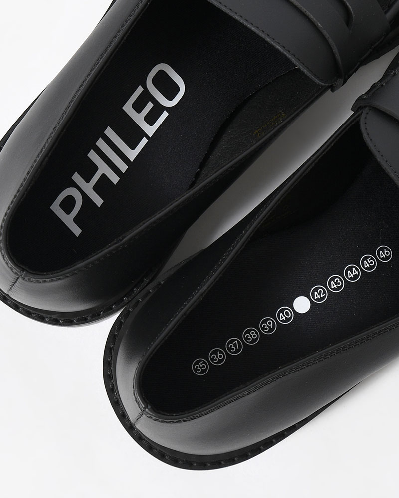 079 MOCASSIN -BLACK-