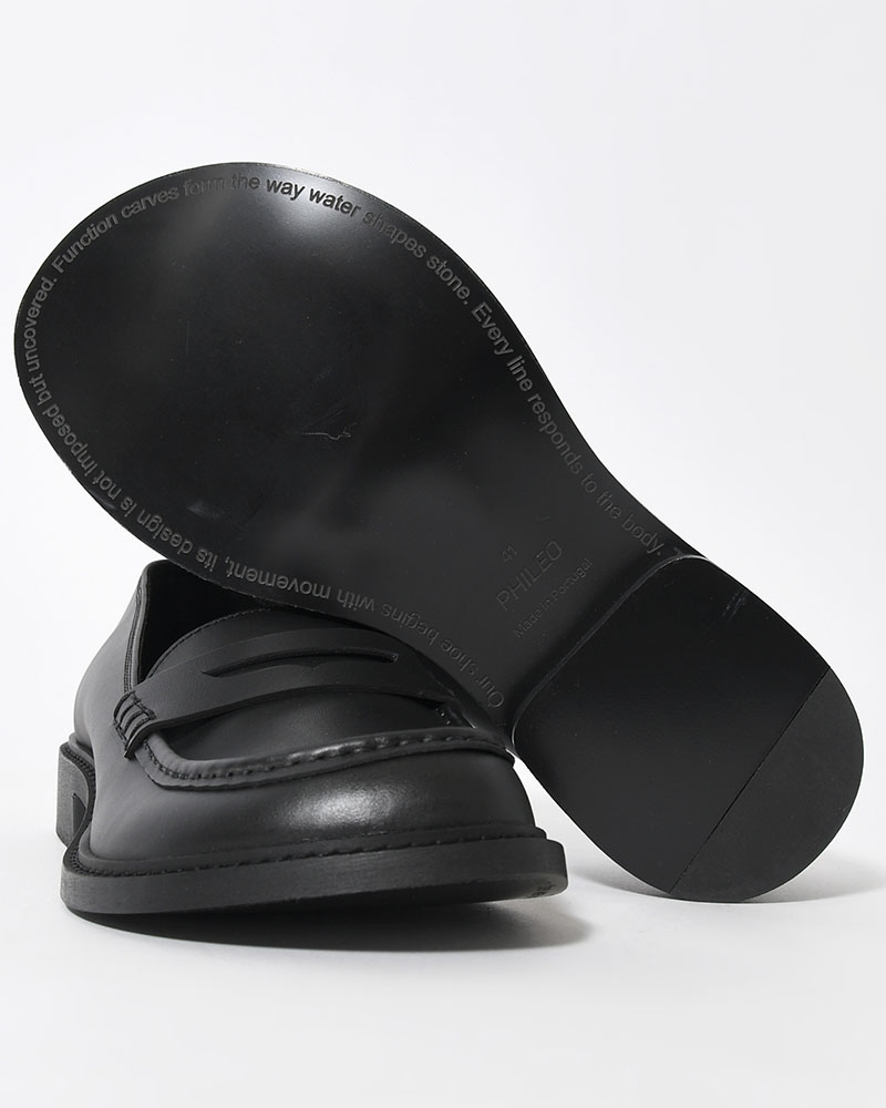 079 MOCASSIN -BLACK-
