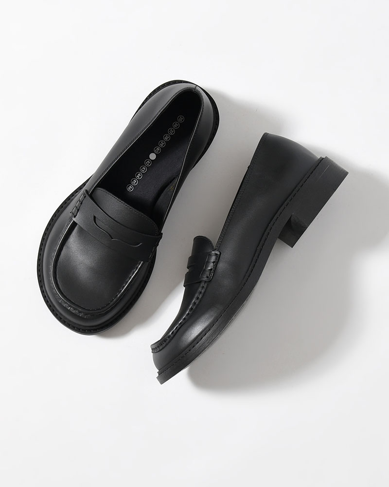 079 MOCASSIN -BLACK-