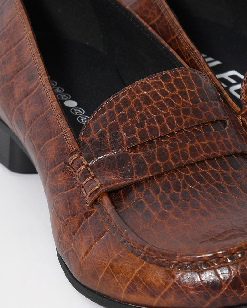 079 MOCASSIN CROCODILE -MUD BROWN-