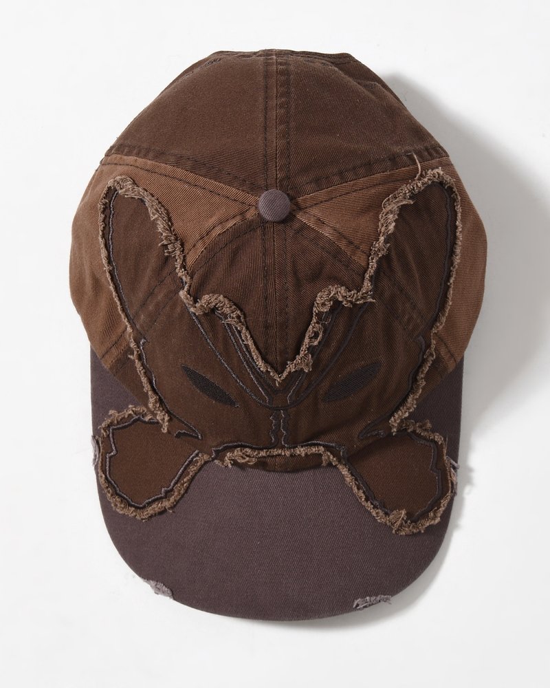 ALIEN BUTTERFLY TONAL BASEBALL CAP -BROWN-