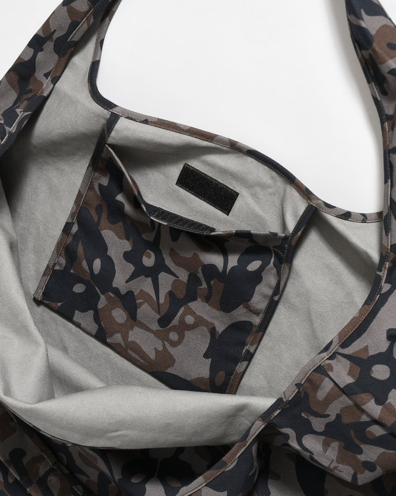 ABC (ALIEN BUTTERFLY CAMO) TOTE BAG -ABC-