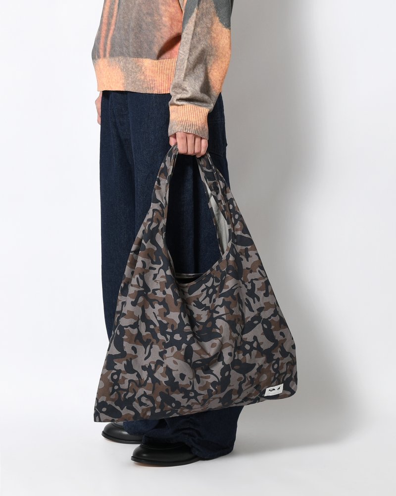 ABC (ALIEN BUTTERFLY CAMO) TOTE BAG -ABC-