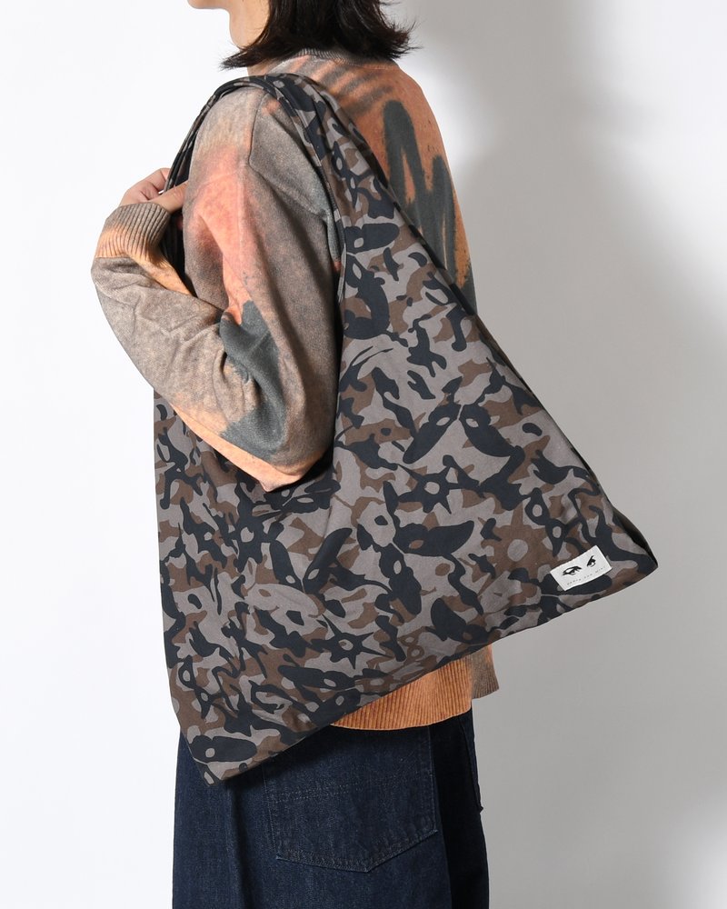 ABC (ALIEN BUTTERFLY CAMO) TOTE BAG -ABC-