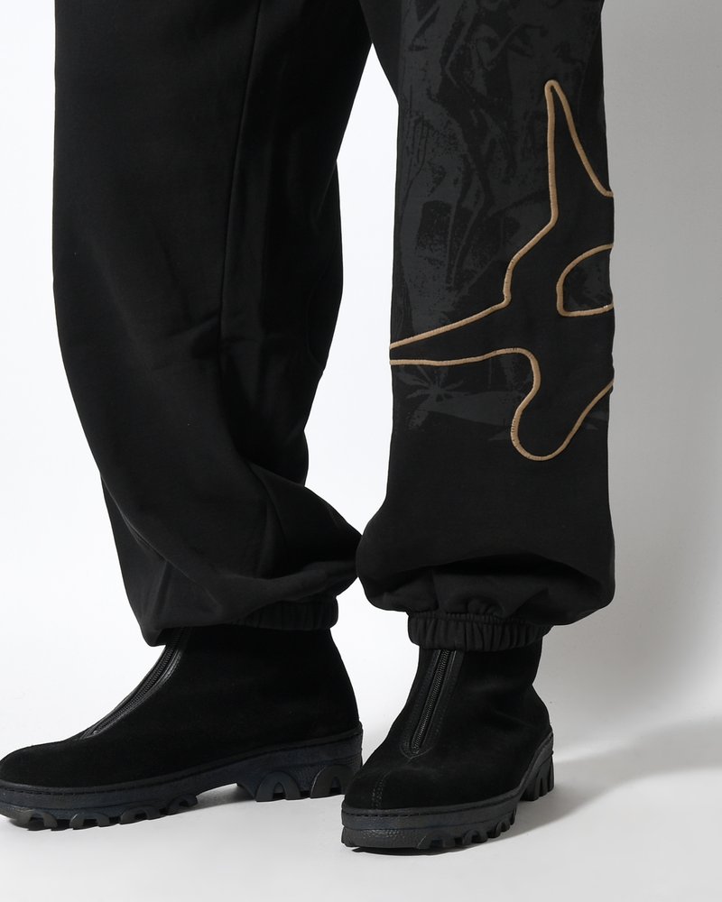 DECAL SWEATPANT -BLACK WASH-