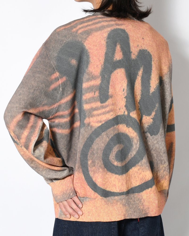 GETTING OVER PRINTED KNIT CREWNECK -MULTI-