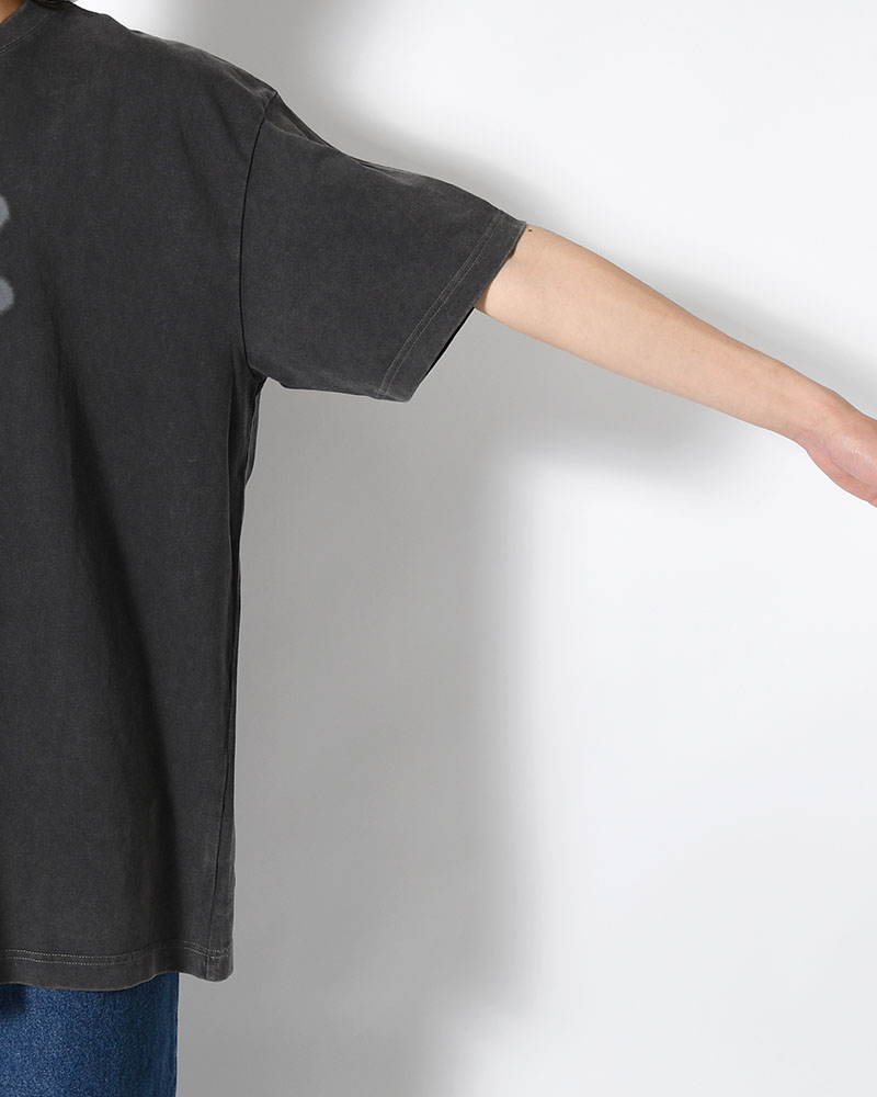 TEE METAL LOGO -SILVER BLACK-