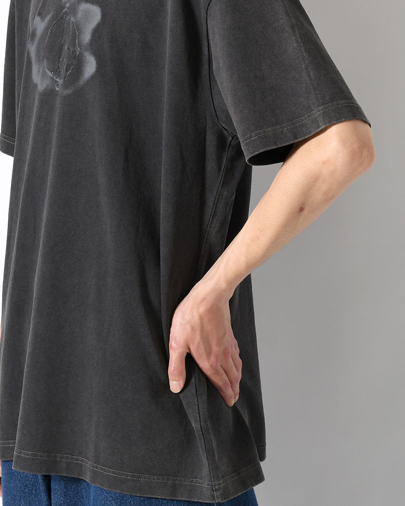 TEE METAL LOGO -SILVER BLACK-