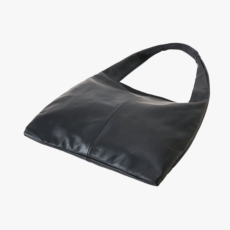 【期間限定発売:2/7～2/23】LEATHER TOTE BAG -BLACK-