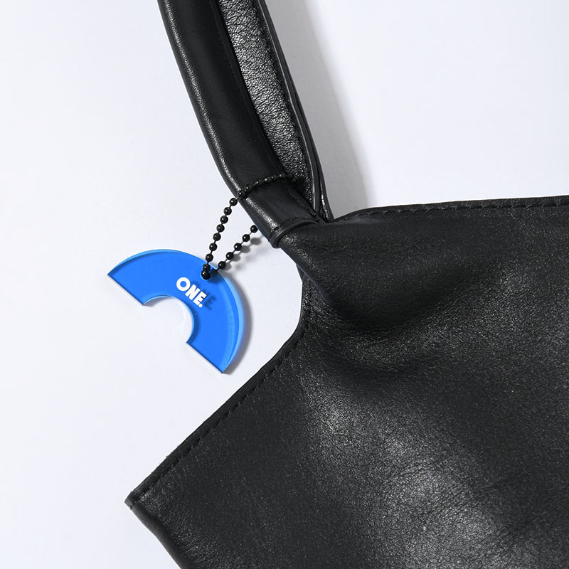 【期間限定発売:2/7～2/23】LEATHER URBAN TOTE -BLACK-