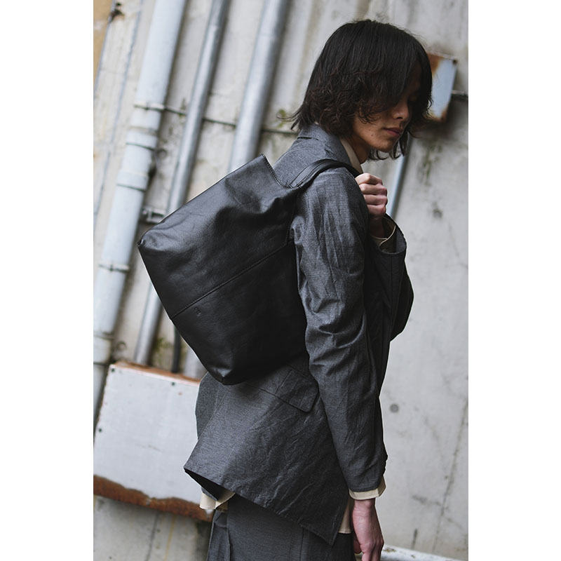 【期間限定発売:2/7～2/23】LEATHER URBAN TOTE -BLACK-