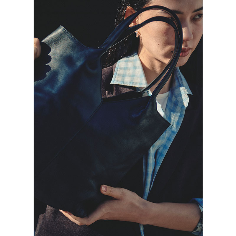 【期間限定発売:2/7～2/23】LEATHER URBAN TOTE -BLACK-