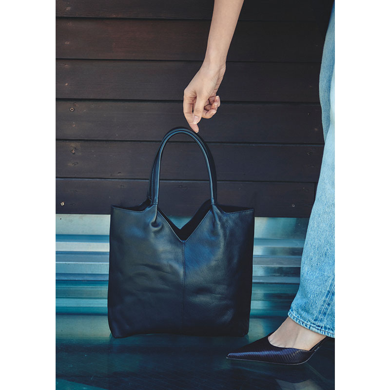 【期間限定発売:2/7～2/23】LEATHER URBAN TOTE -BLACK-