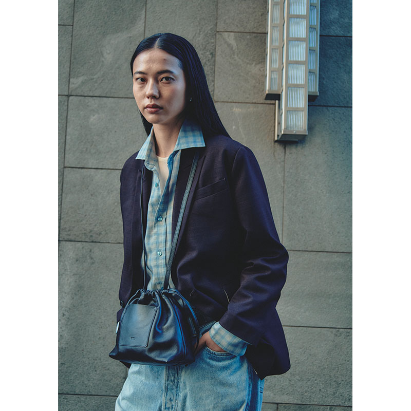 【期間限定発売:2/7～2/23】LEATHER KINCHAKU SHOULDER BAG -BLACK-