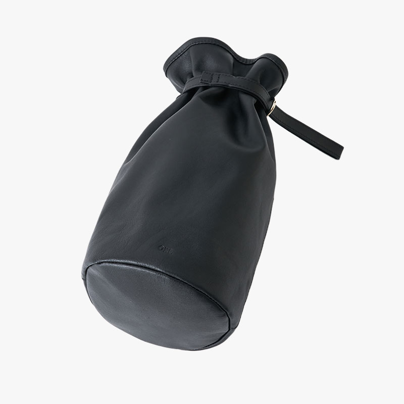 【期間限定発売:2/7～2/23】LEATHER KINCHAKU HAND BAG -BLACK-