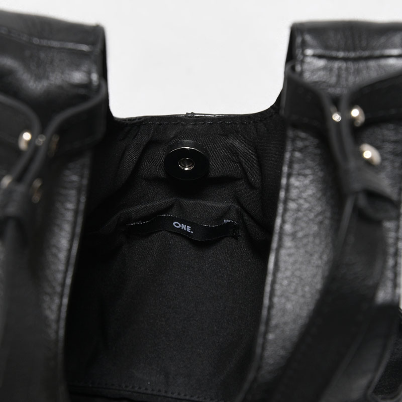 【期間限定発売:2/7～2/23】LEATHER MINI SHOPPER BAG -BLACK-