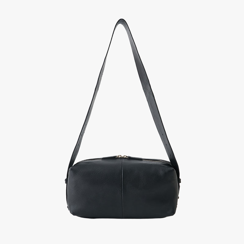 【期間限定発売:2/7～2/23】LEATHER BODY BAG -BLACK-