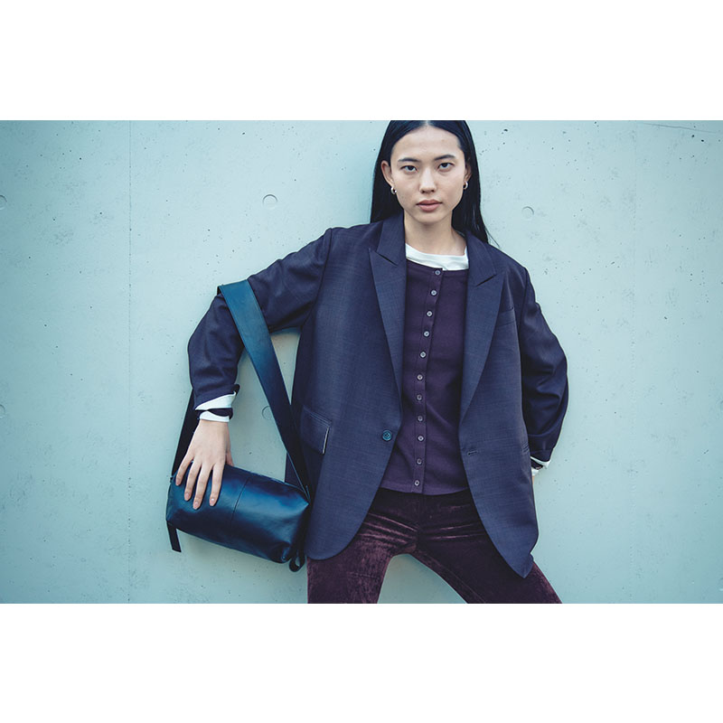 【期間限定発売:2/7～2/23】LEATHER BODY BAG -BLACK-