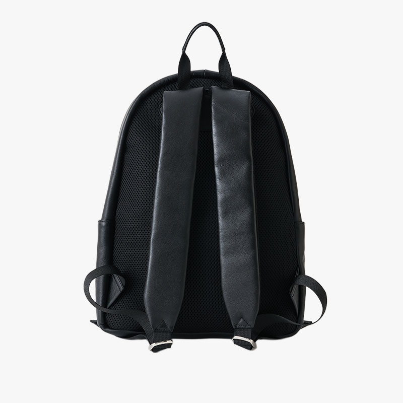 【期間限定発売:2/7～2/23】LEATHER DAYPACK -BLACK-