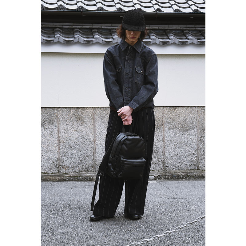 【期間限定発売:2/7～2/23】LEATHER DAYPACK -BLACK-