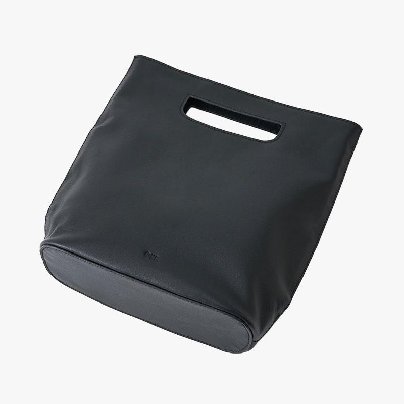 【期間限定発売:2/7～2/23】LEATHER SMALL BUCKET -BLACK-
