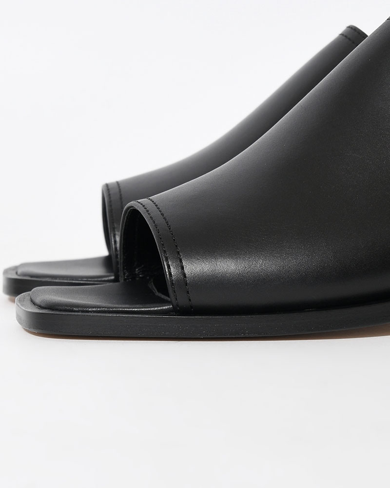 BL SQUARE OPEN TOE -BLACK-