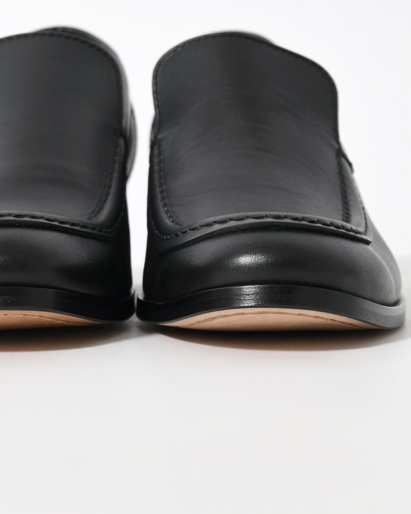 BL MOCCASIN SHOES -BLACK-