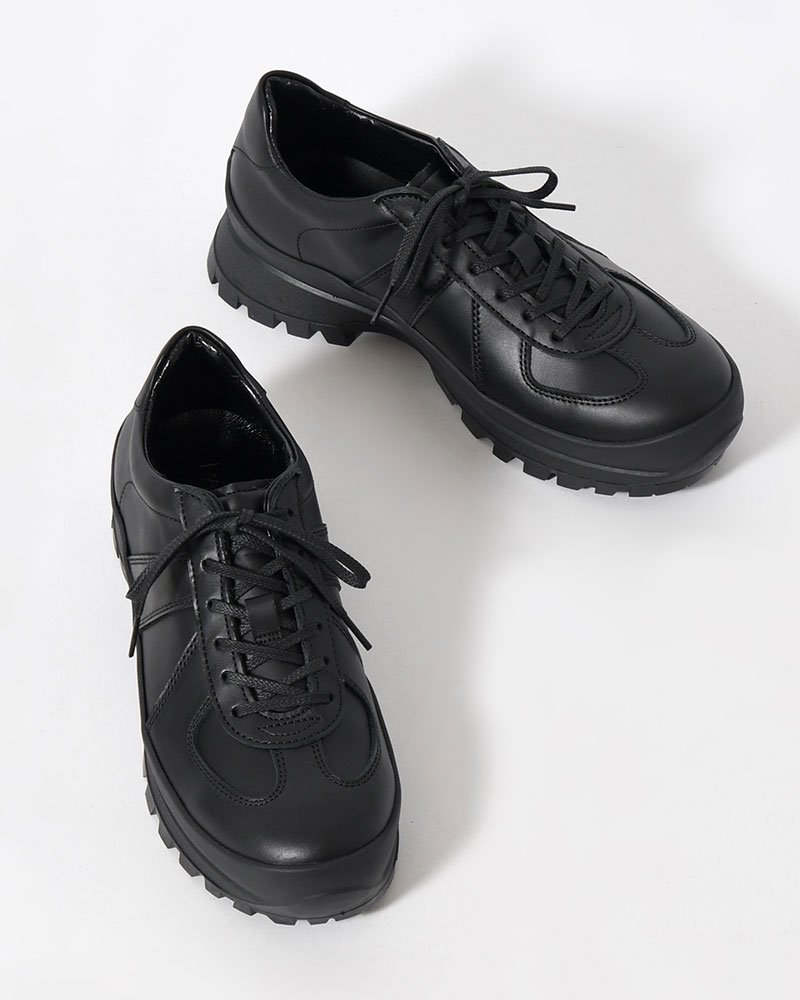 GERMAN TRAINER with 884C Vibram -BLACK-